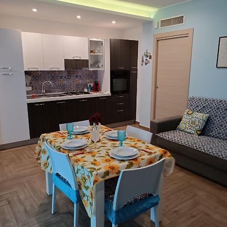 Casa Azzurra Giardini Naxos Exterior foto