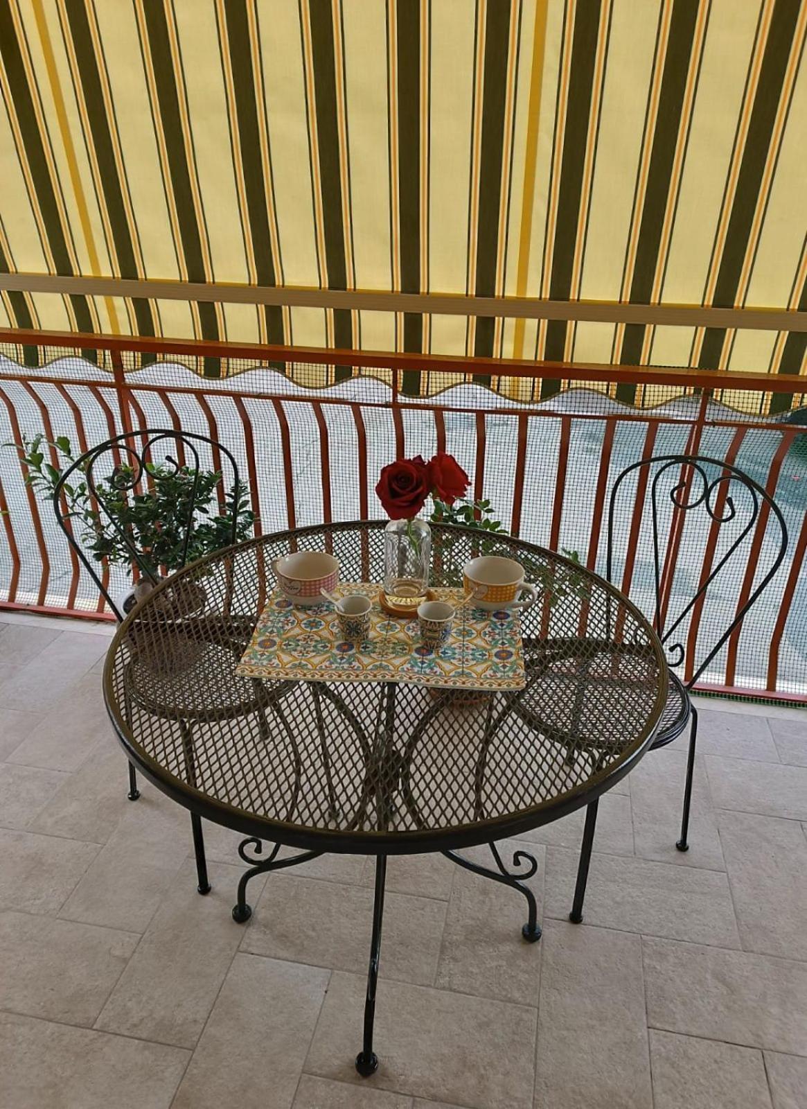 Casa Azzurra Giardini Naxos Exterior foto